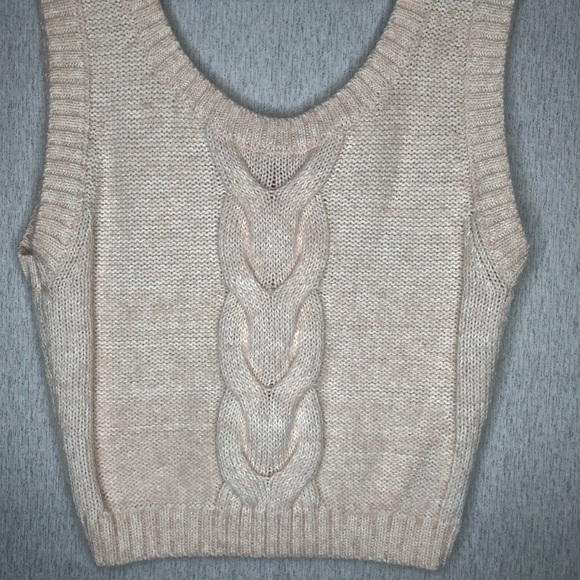 STAUD Kind Top L Cable Knit Sleeveless Cropped Wool Mohair Blend Sweater Ivory - Picture 8 of 13